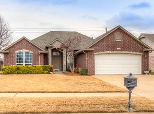 3109 N Battle Creek Dr, Broken Arrow, OK 74012