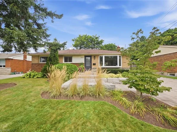 505 Enfield Rd, Burlington, ON L7T 2X5