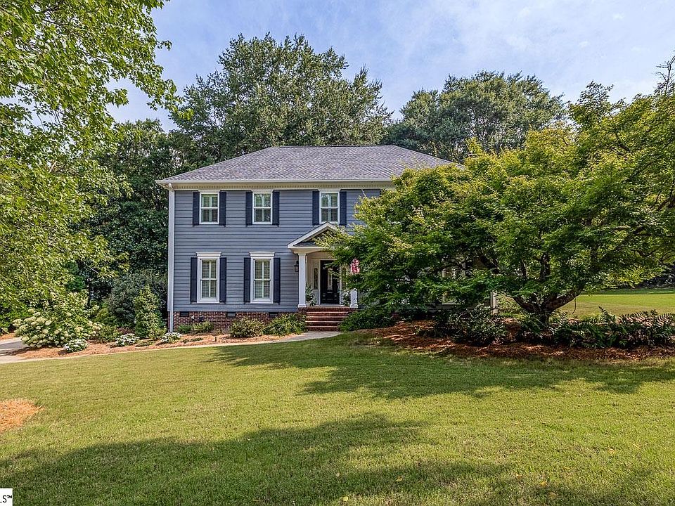 1st image of 303 Summerplace Way