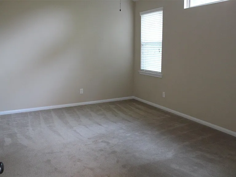 22 Cheswood Manor Dr — Photo 10
