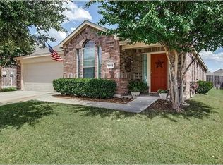 9012 Dry Creek Dr, Fort Worth, TX 76244