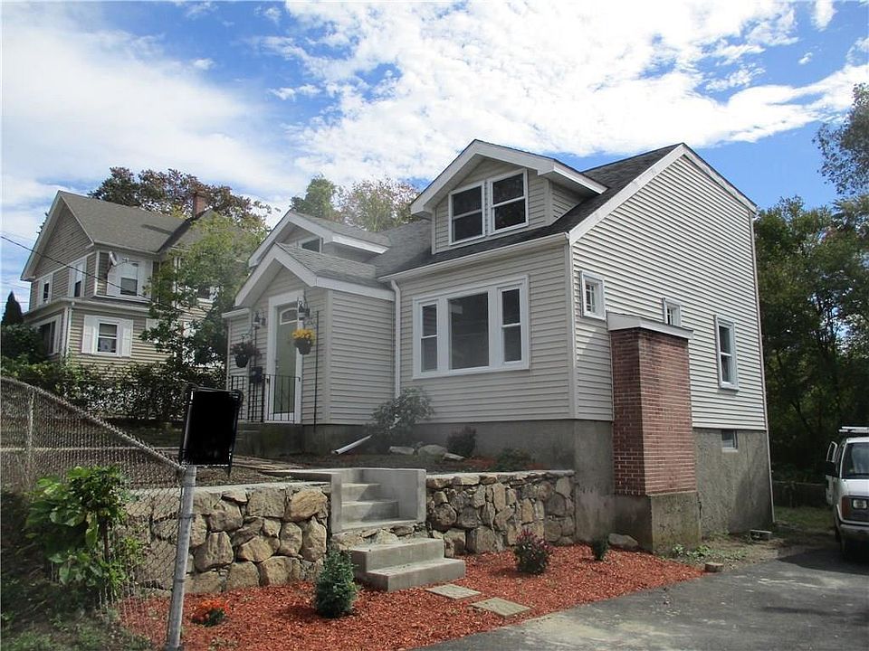 1st image of 12 Gladstone St