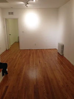 Rented by Ulas Real Estates Inc | media 9