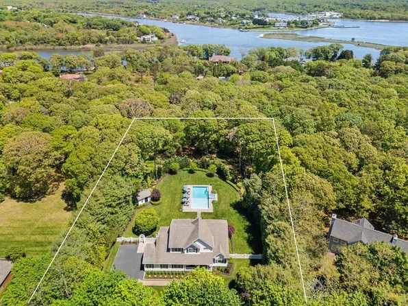 31 Inlet View Path, East Moriches, NY 11940