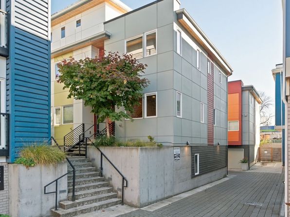12516 15th Ave NE