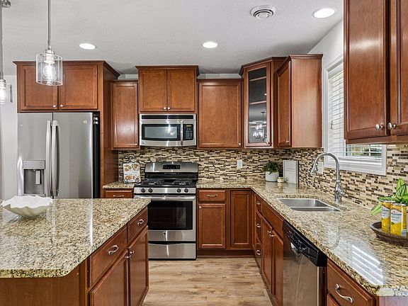 4th image of 3981 Cedar Grove Ln