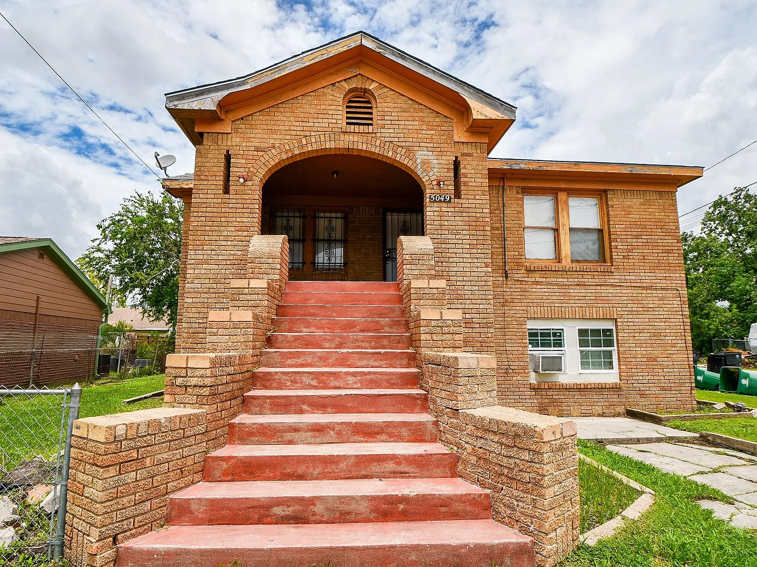 3 bed, 1.0 bath, 1478 sqft, $1,375 — Photo 3