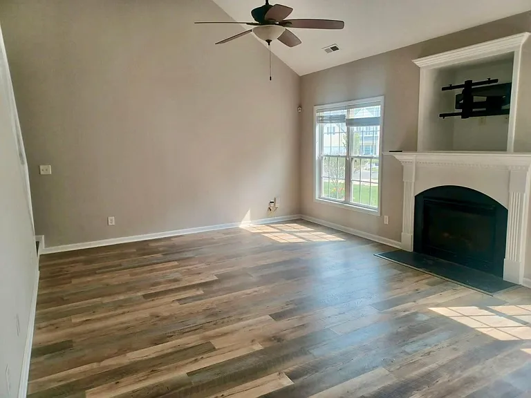 2029 Cartier Ruby Ln — Photo 13