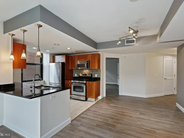 2451 Midtown Ave #718, Alexandria, VA 22302