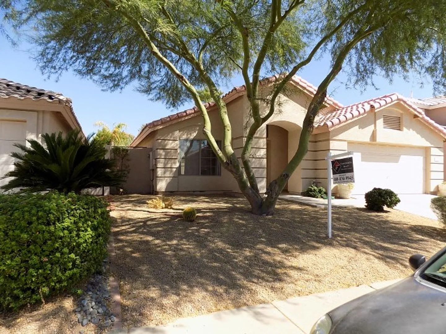 Very Nice 3 Bedroom, 2 Bath Home — Photo 2