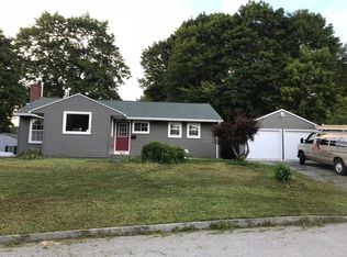 5 Fairview Ct, Auburn, ME 04210