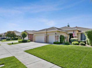3029 W Vine Ave, Visalia, CA 93291