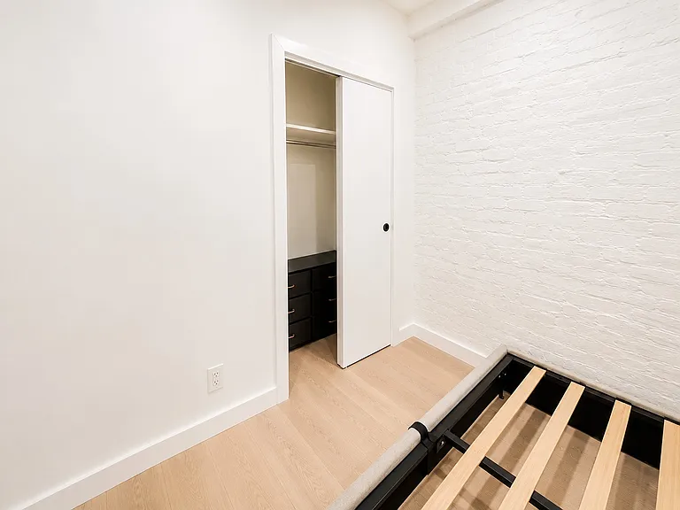280 Mulberry St #5DD — Photo 6