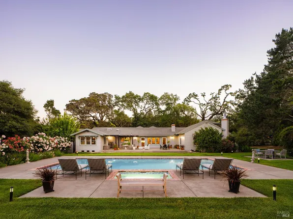 2288 Vineyard Road, Novato, CA 94947