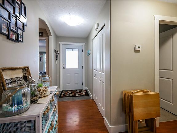 4th image of 39 Strathcona Way