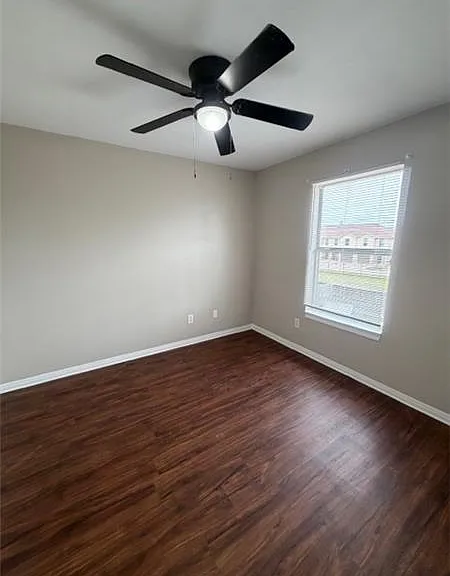 2334 Breezy Dr — Photo 10