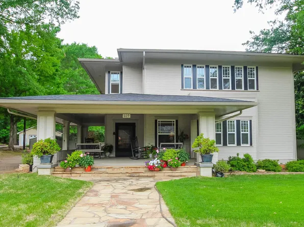 609 N Marshall St, Henderson, TX 75652