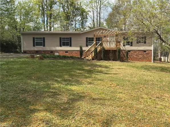 1080 Mineral Springs Rd, Madison, NC 27025