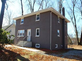 30 Lewis Pl, Westwood, NJ 07675