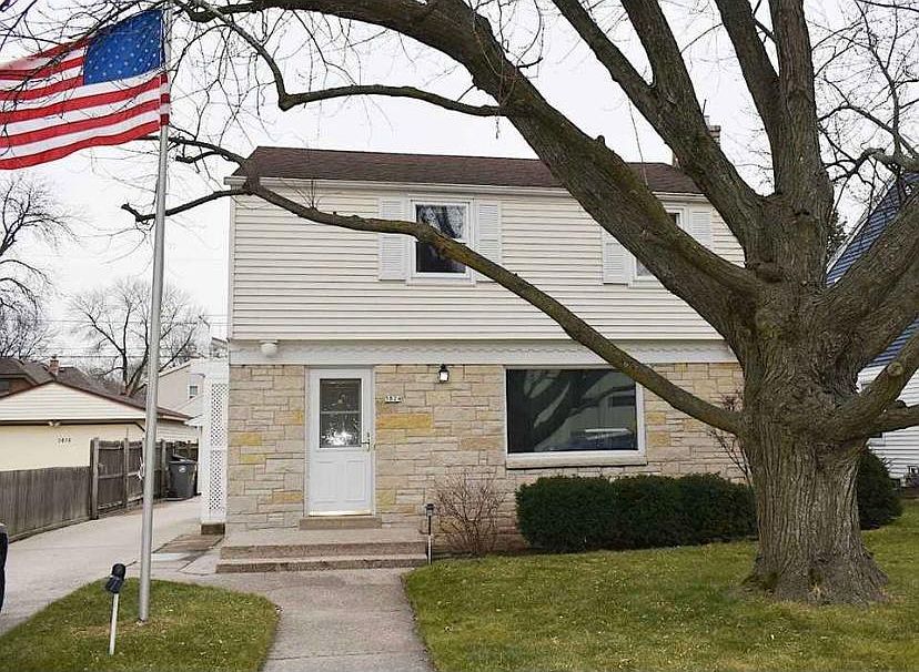 1st image of 5824 N Lydell Ave