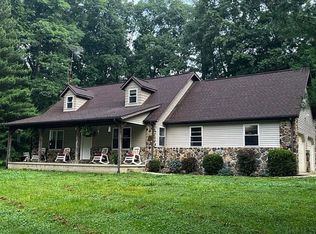 8201 Doe Run Ln, Shoals, IN 47581