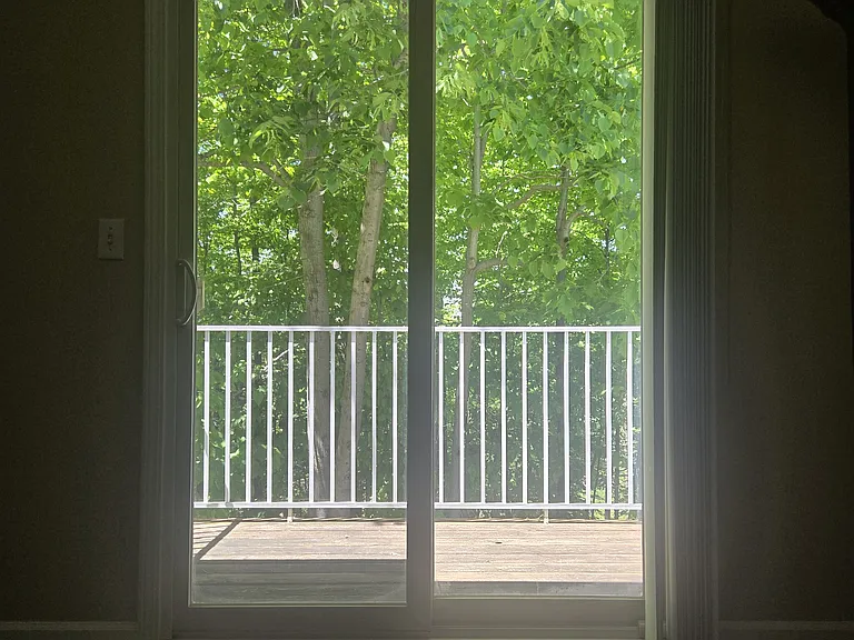 1702 Deepwood Cir — Photo 7