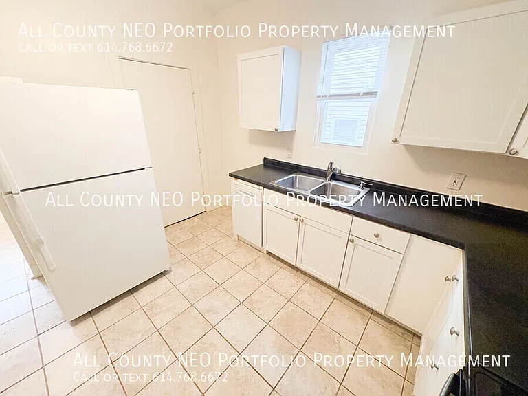 908 Ellsworth Ave — Photo 8