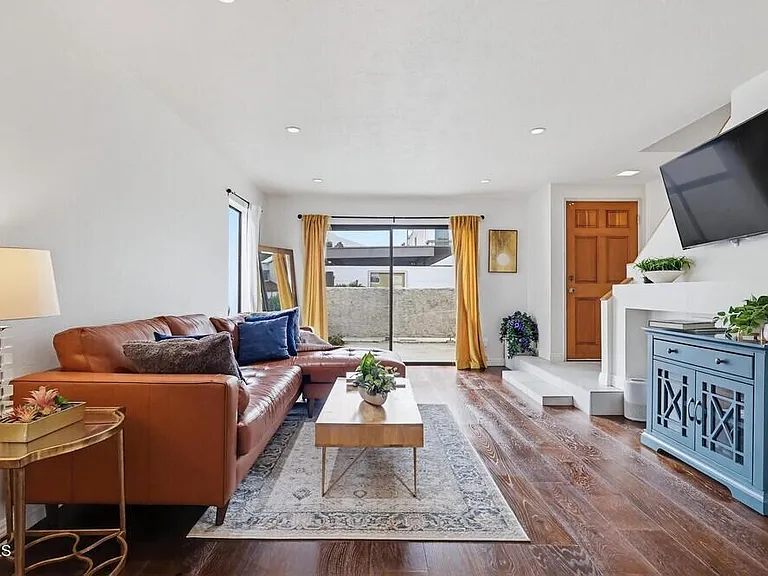 2680 Lake Ave #8 — Photo 6