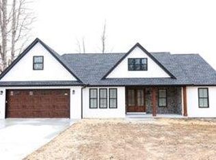 160 Twin Ponds Rd, Corbin, KY 40701