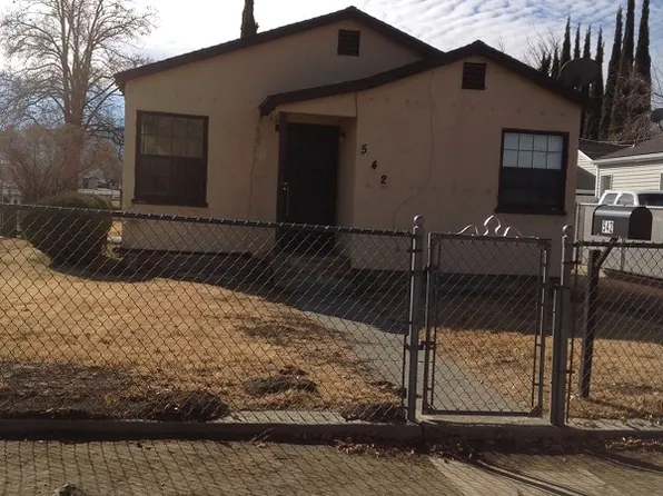 542 E East St, Tehachapi, CA 93561