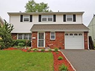 44 Cleveland Ave, Colonia, NJ 07067