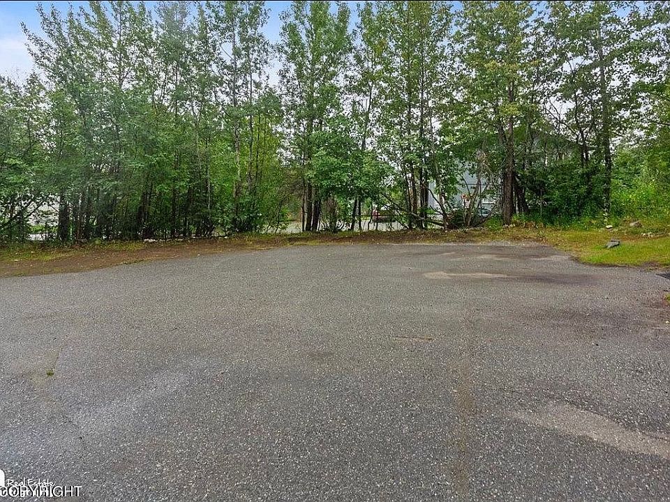 Parking lot