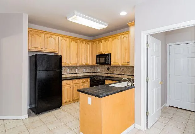 443 N Lake Rd — Photo 11