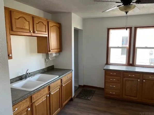 239 Baltimore St, Waterloo, IA 50701