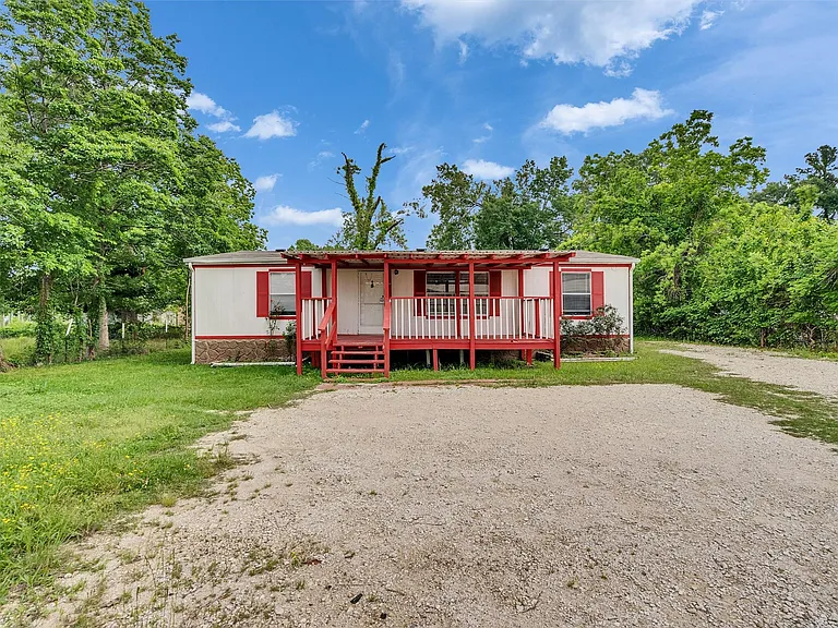 25779 Almarie Dr — Photo 16