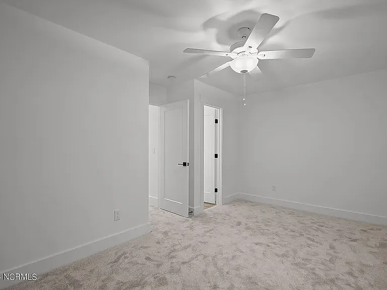 3206 Belmont Cir — Photo 16