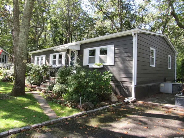 525-147 Riverleigh Avenue #147, Riverhead, NY 11901