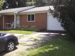 2100 Meadowbrook Dr, Blacksburg, VA 24060