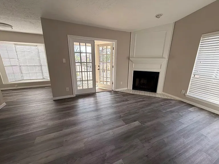 2220 Bering Dr #12 — Photo 8