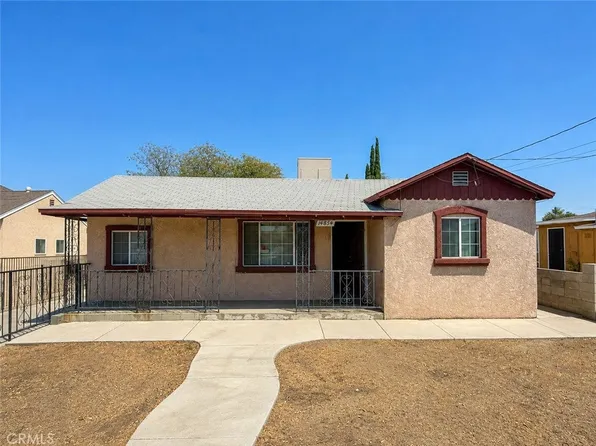 14854 Iris Dr, Fontana, CA 92335
