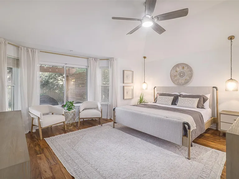 8820 Escabosa Dr — Photo 16
