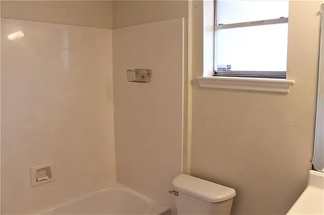 3709 Bunkerhill Dr — Photo 17