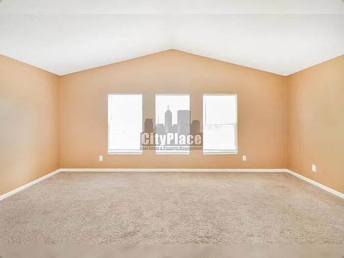4324 Blue Spruce Ct — Photo 23
