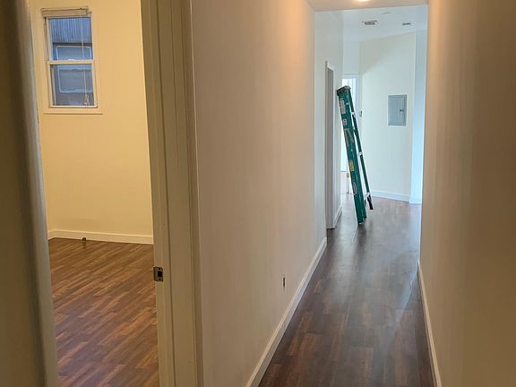 2nd image of 113 N Oak Park Ave APT 3R
