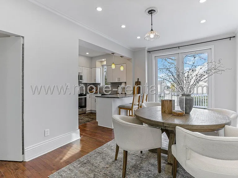 634 E Mithoff St — Photo 6