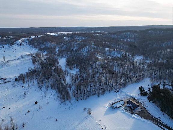 4th image of 1465 Dam Rd