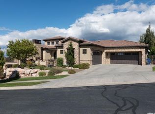 599 E Sky Crest Ln, North Salt Lake, UT 84054