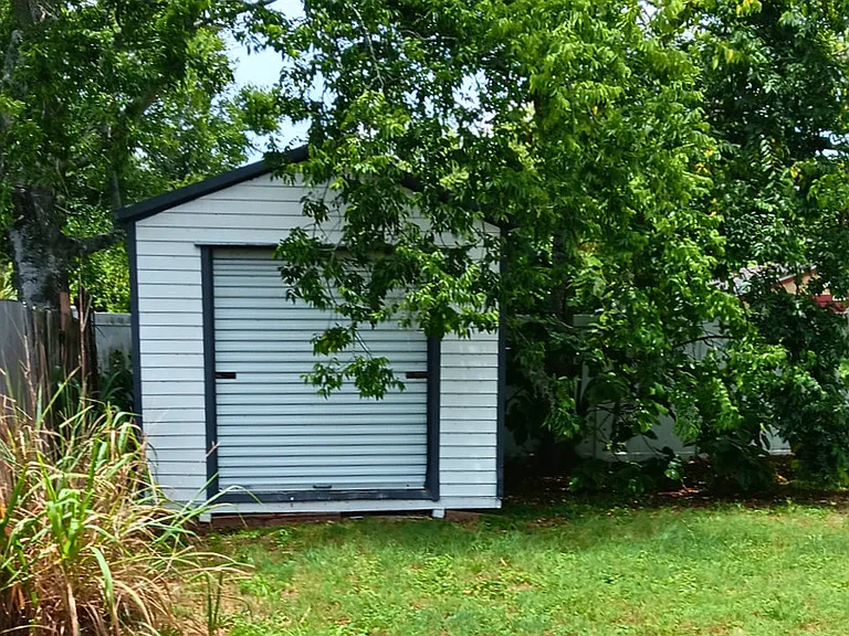 212 Mullally St — Photo 22