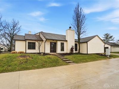 1320 Glastonbury Ln, Dayton, OH, 45459