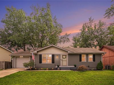 2007 E Arrowhead Dr, Olathe, KS, 66062